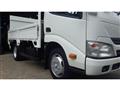 2013 Hino Dutro
