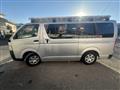 2006 Toyota Hiace Van
