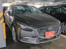 2016 Mazda Axela