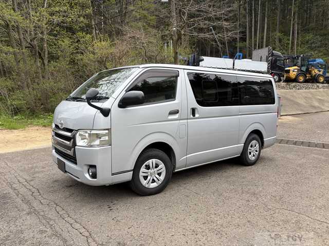 2015 Toyota Hiace Van