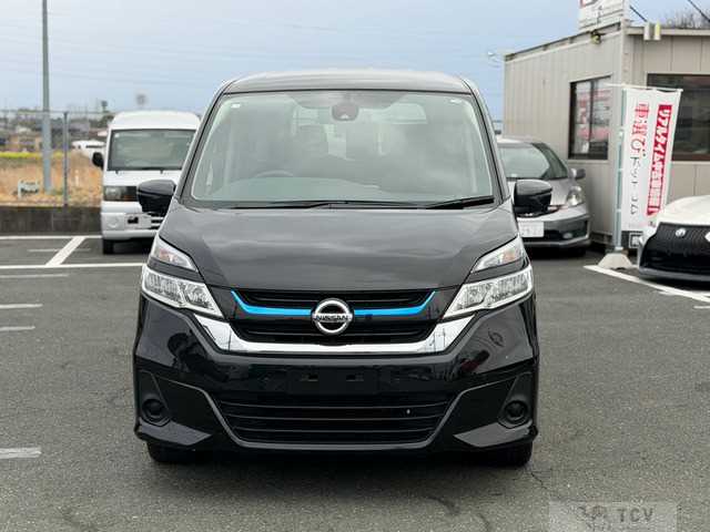 2018 Nissan Serena