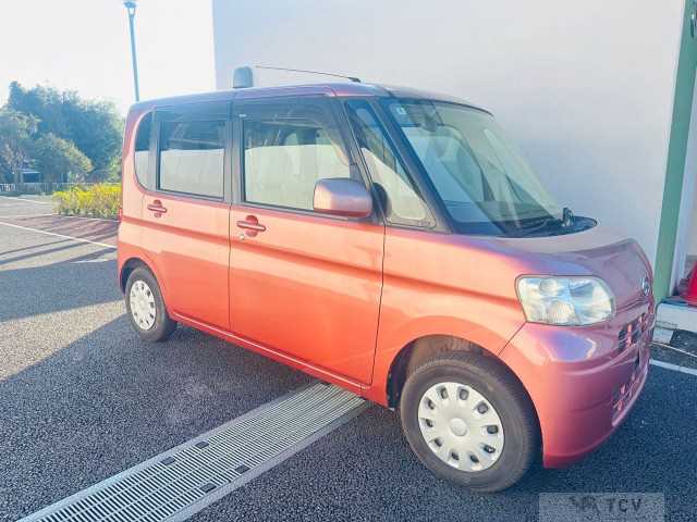 2009 Daihatsu Tanto