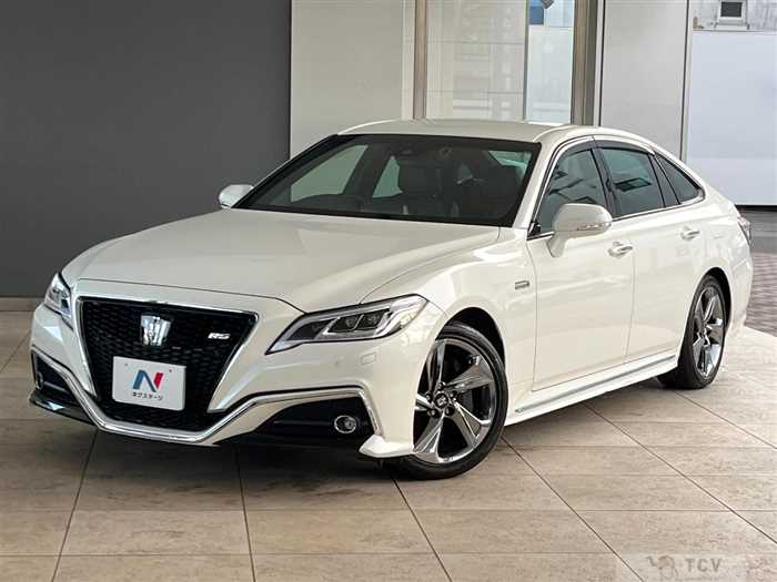 2018 Toyota Crown Hybrid