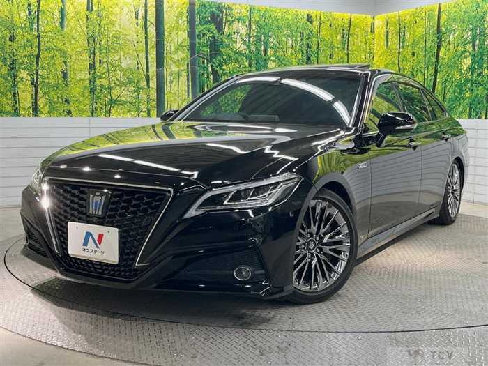 2020 Toyota Crown Hybrid