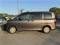 2013 Toyota Noah