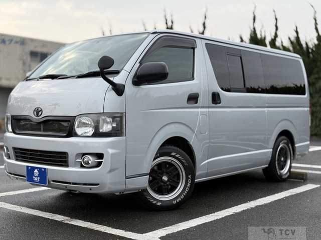 2006 Toyota Hiace Van
