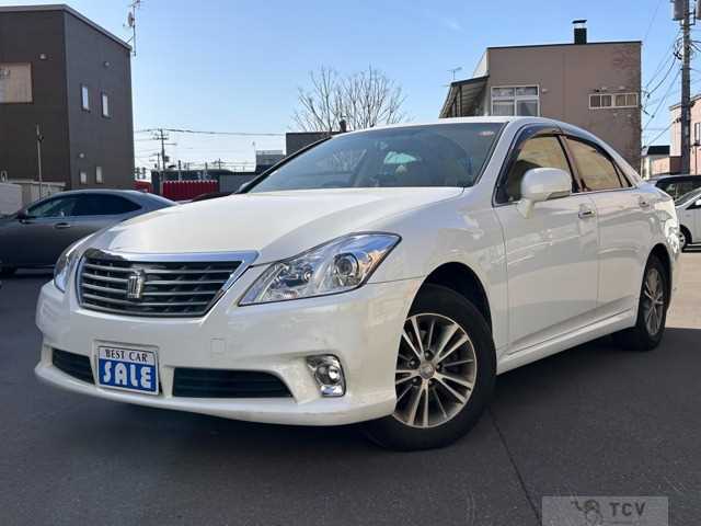 2011 Toyota Crown