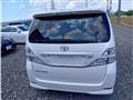2011 Toyota Vellfire
