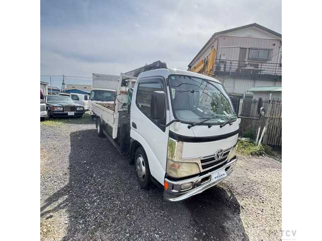 2004 Toyota Dyna Truck