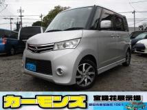 2013 Nissan ROOX