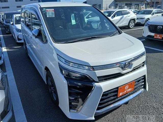 2019 Toyota Voxy