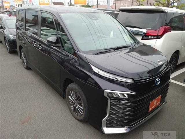 2022 Toyota Voxy