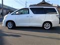 2013 Toyota Vellfire