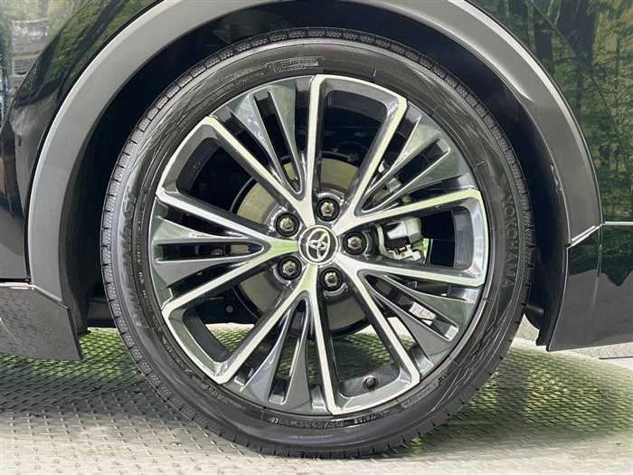 Toyota Prius 2025 — фото 10 купить в Москве