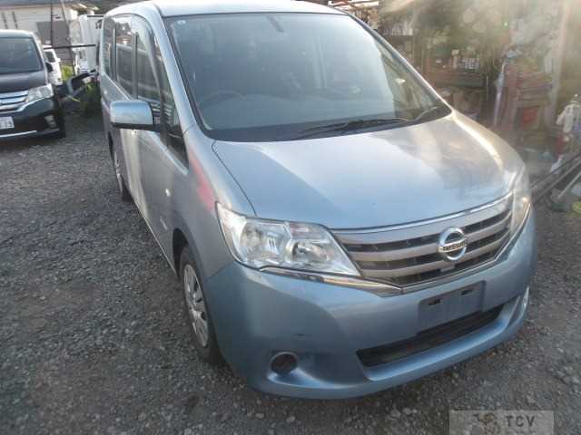 2013 Nissan Serena