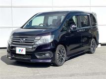 2013 Honda Step WGN