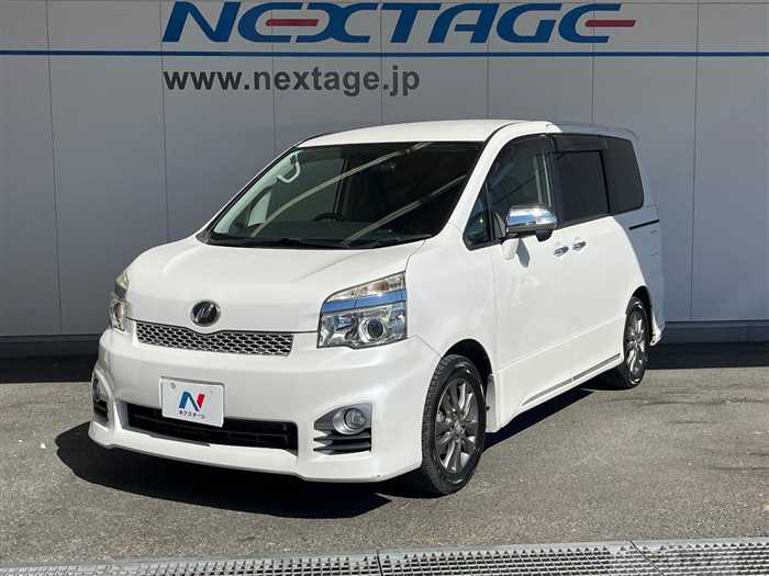 2013 Toyota Voxy