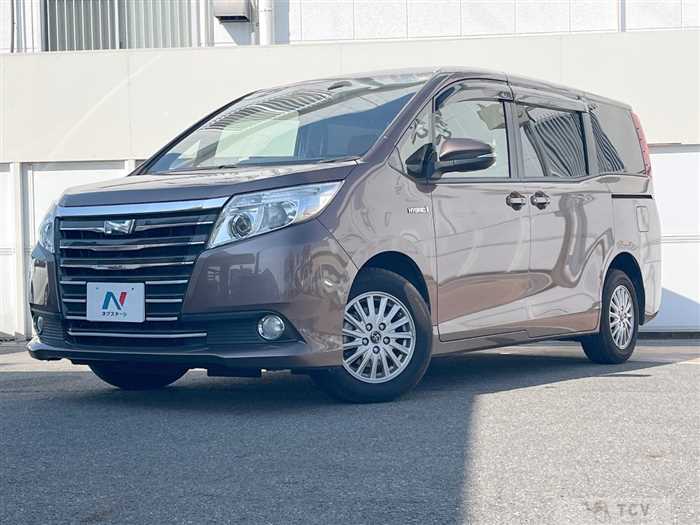 2014 Toyota Noah