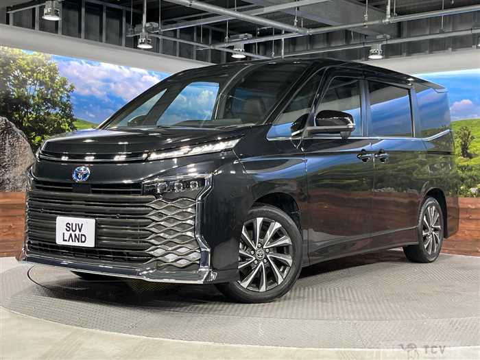2022 Toyota Voxy