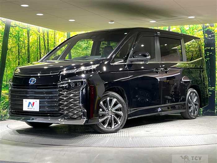 2023 Toyota Voxy