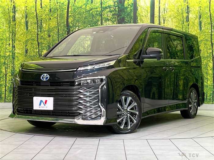 2023 Toyota Voxy