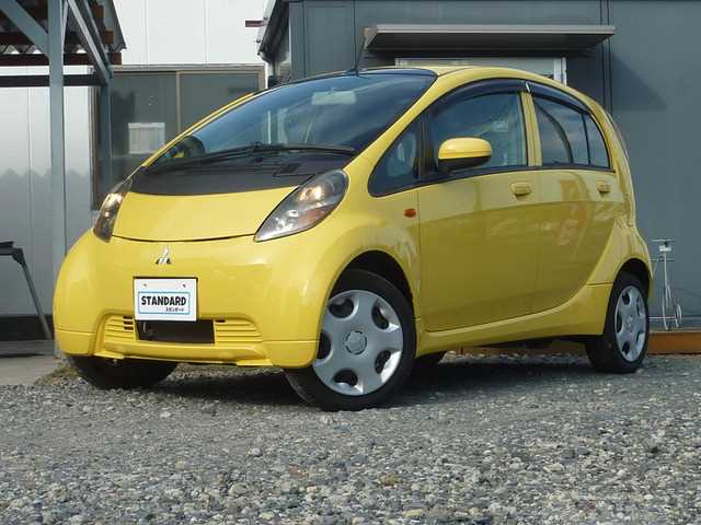 2010 Mitsubishi i