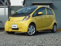 2010 Mitsubishi i