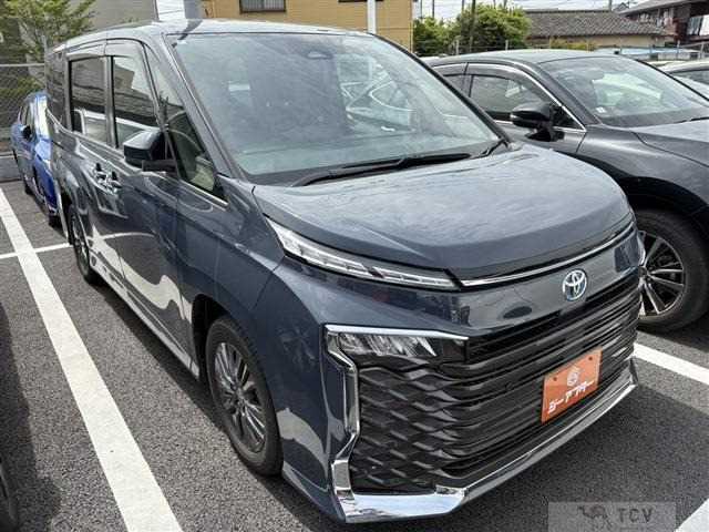 2024 Toyota Voxy