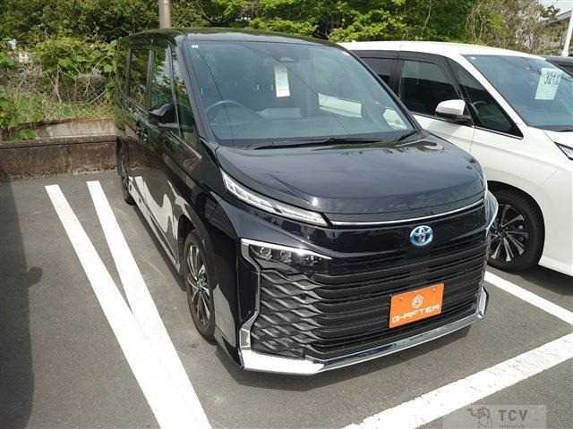 2022 Toyota Voxy
