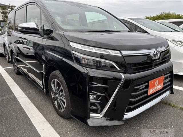 2021 Toyota Voxy