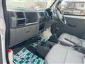 2001 Mitsubishi Minicab Truck
