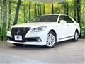 2013 Toyota Crown Hybrid