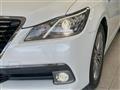 2015 Toyota Crown Hybrid