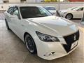 2015 Toyota Crown Hybrid