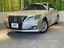 2016 Toyota Crown Hybrid