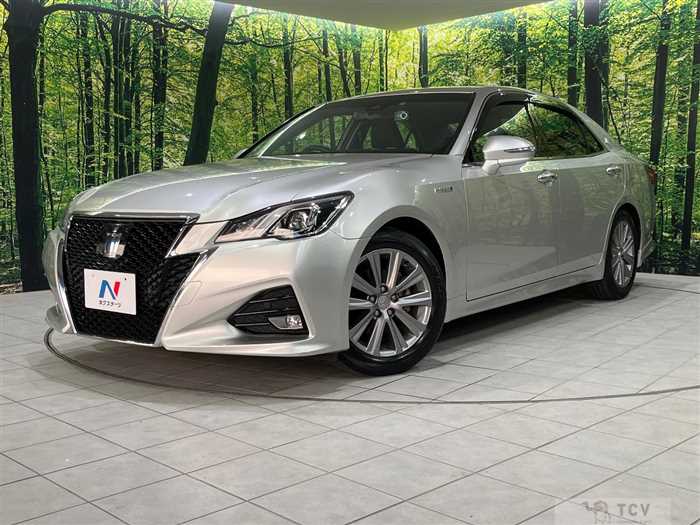 2017 Toyota Crown Hybrid