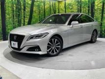 2018 Toyota Crown Hybrid