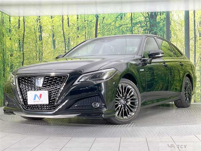 2019 Toyota Crown Hybrid