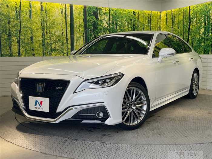 2021 Toyota Crown Hybrid