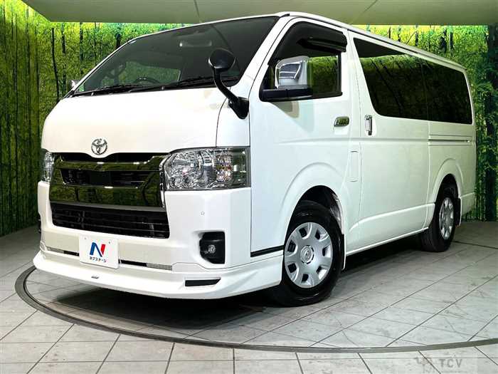 2022 Toyota Hiace Van