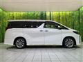 2022 Toyota Alphard