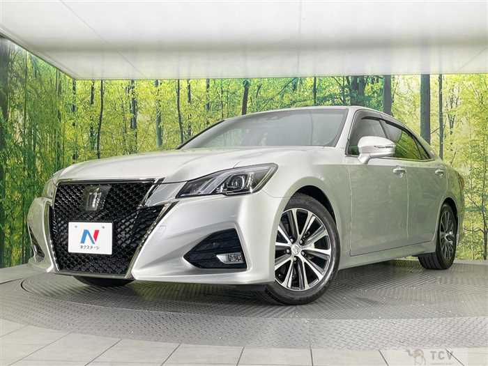 2016 Toyota Crown