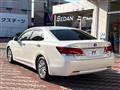 2013 Toyota Crown Hybrid