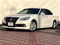 2013 Toyota Crown Hybrid