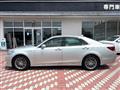 2013 Toyota Crown Hybrid
