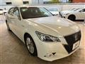2014 Toyota Crown Hybrid