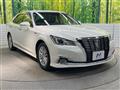 2017 Toyota Crown Hybrid
