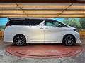 2016 Toyota Alphard Hybrid