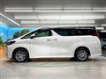 2019 Toyota Alphard Hybrid