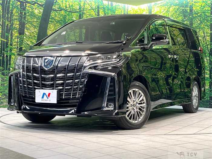 2022 Toyota Alphard Hybrid